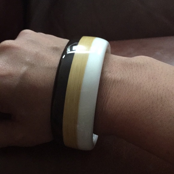 Tri color bracelet - Picture 3 of 3